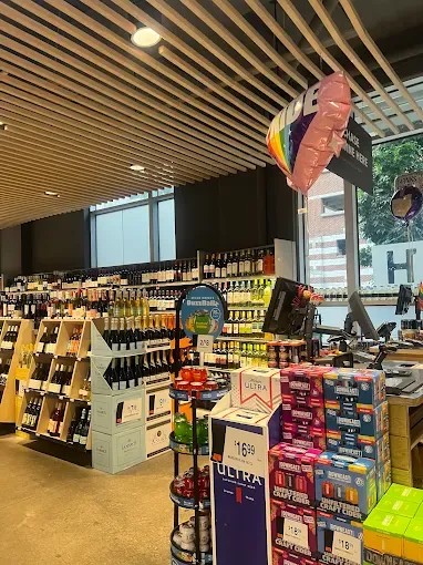 Giant Heirloom Market - University City District