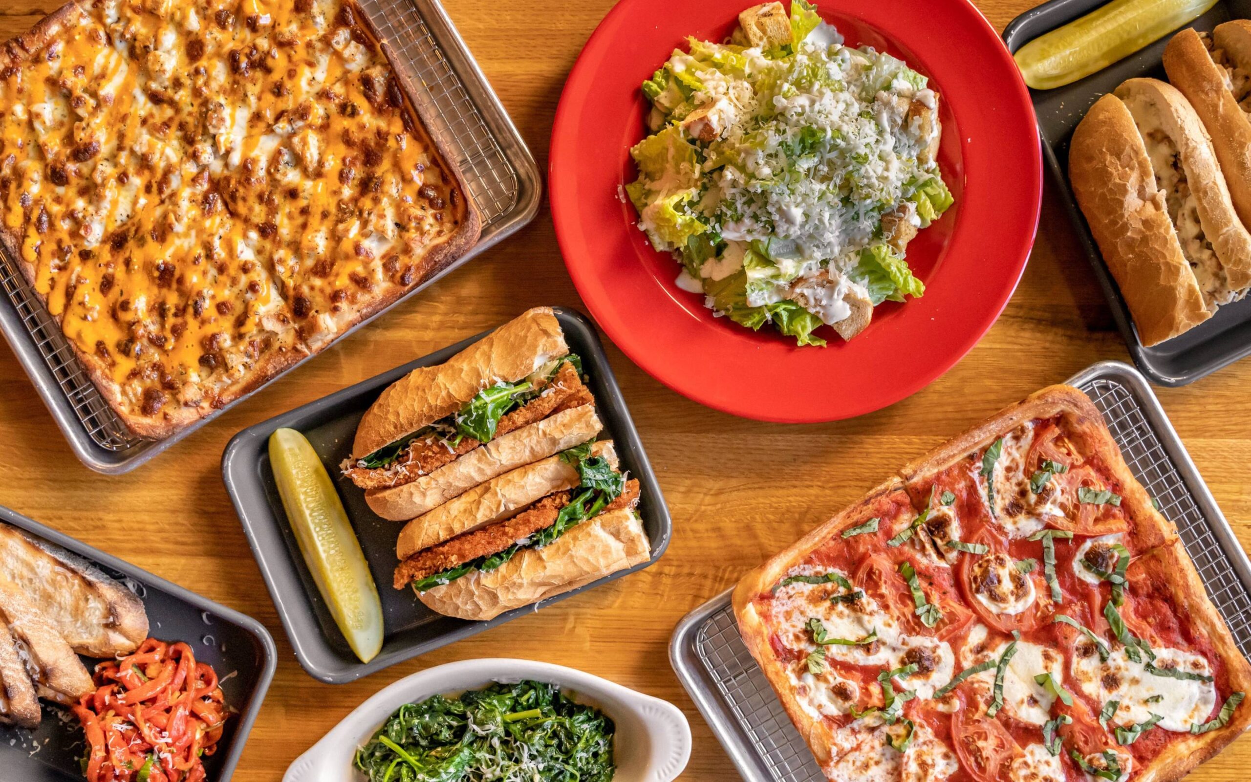 Santucci's Pizza food